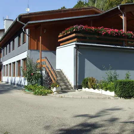 Rekreacne Zariadenie Javorinka Stará Turá